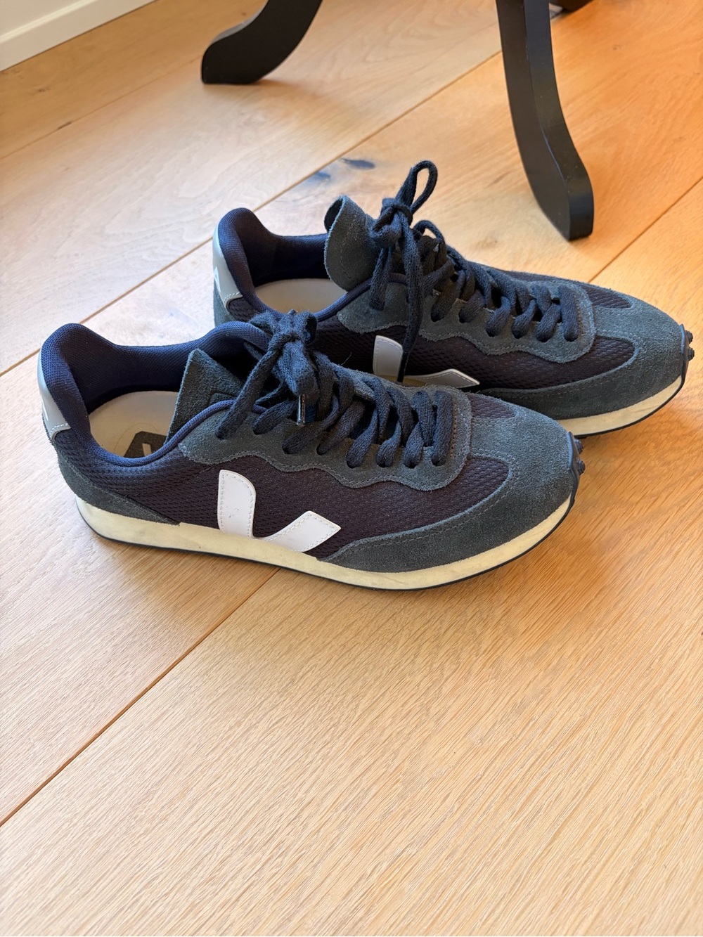 Beak black Sneakers sz 8